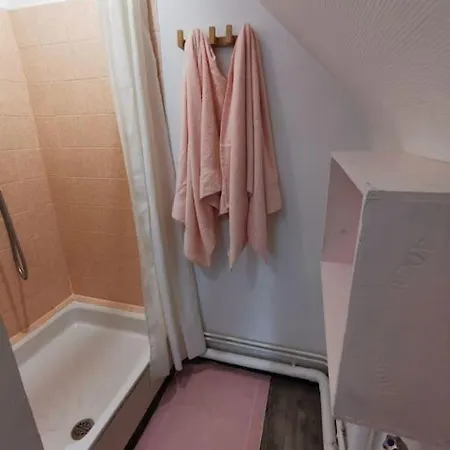 Cosy Avec Parking Prive * Καν