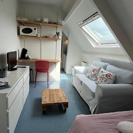 Cosy Avec Parking Prive * Καν